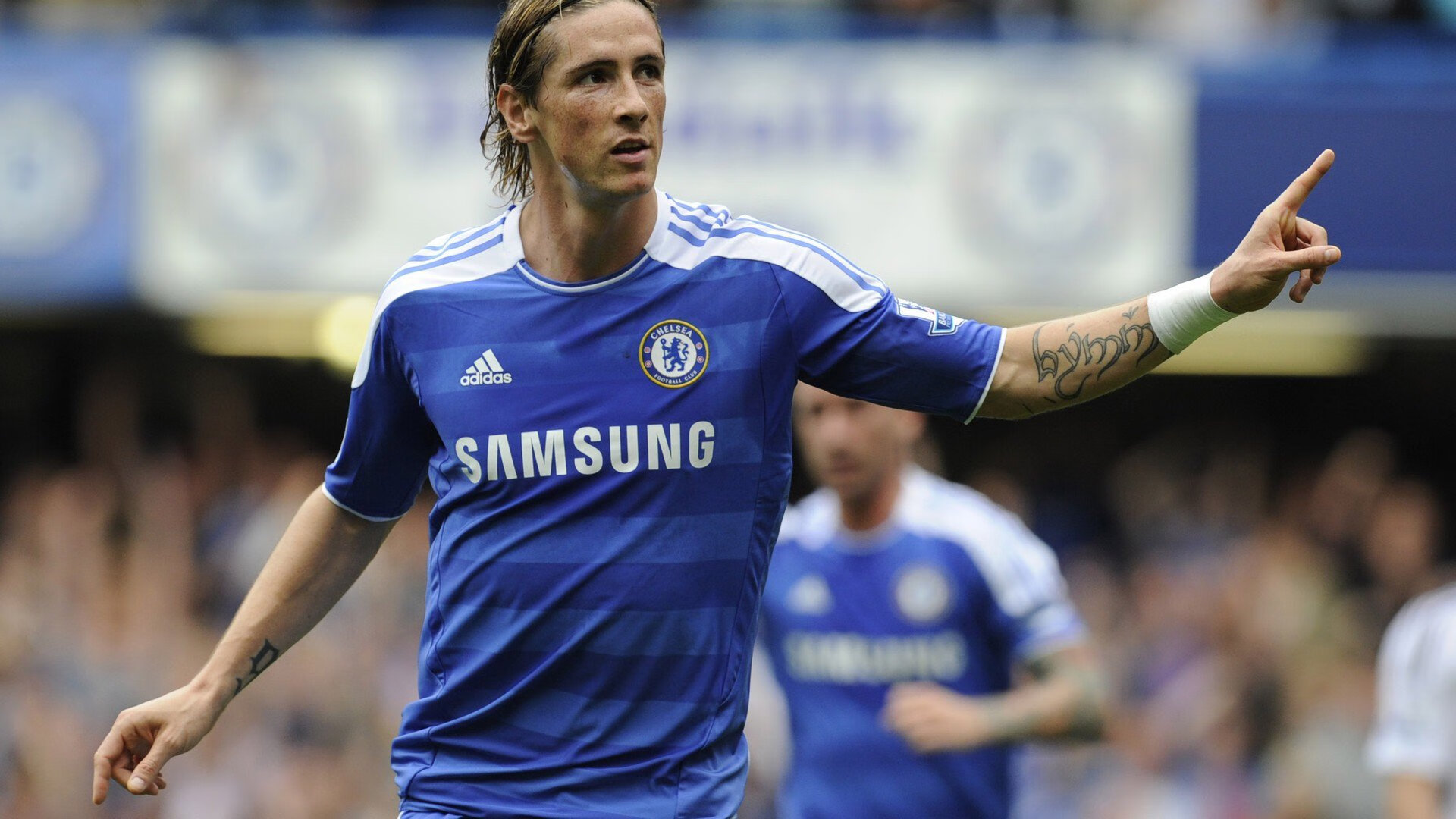 马赛前场配合频繁制造破门良机，赛马赛前怎么训练