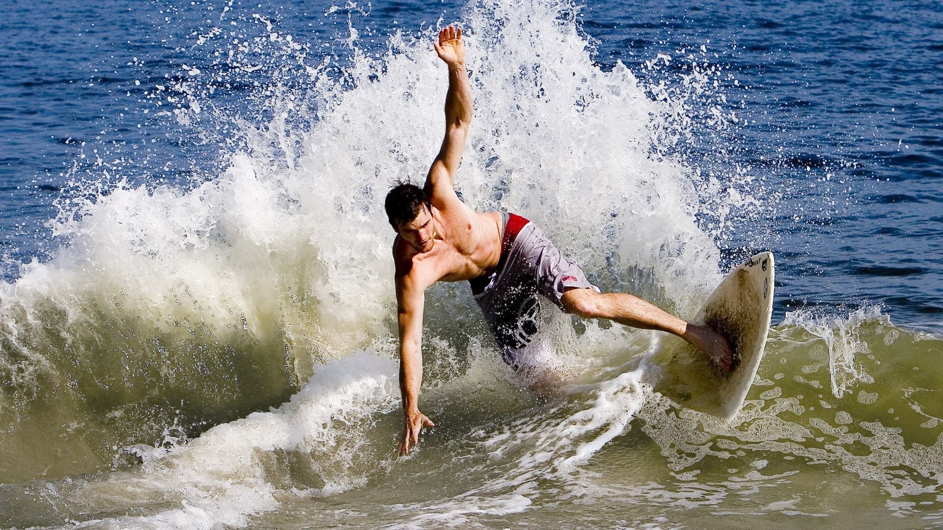 荷兰马术协会推出马术运动员健康管理系统,关注运动员身心健康。